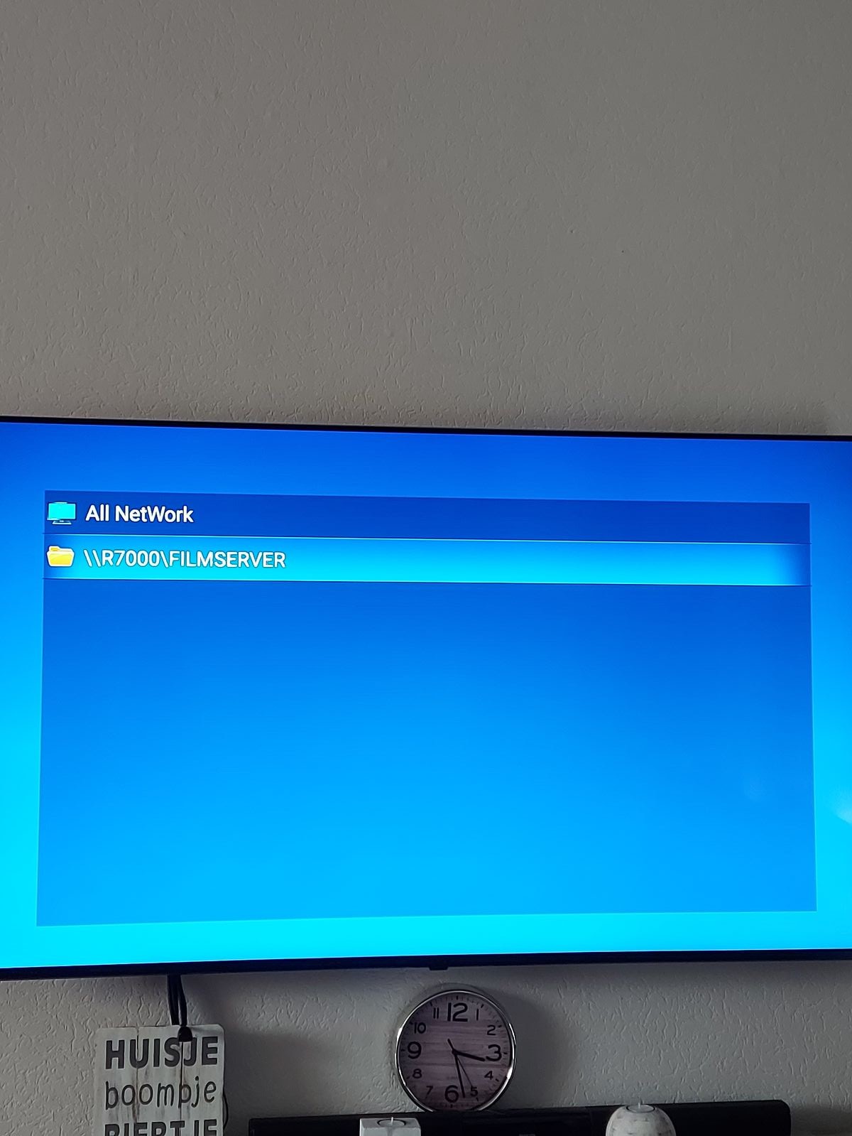 Please add to File Browser the option LAN connection. - Formuler